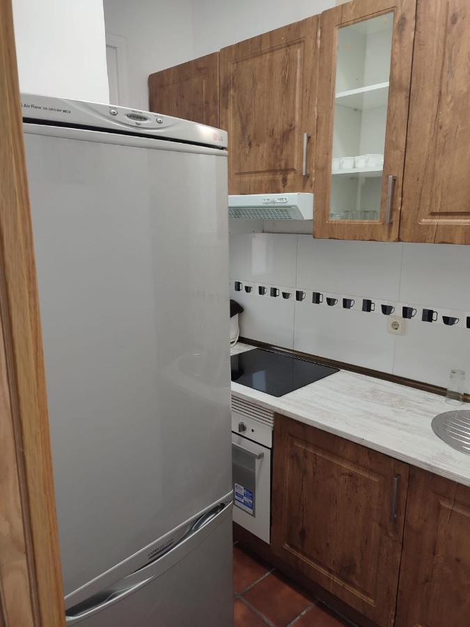 Apartamento En El Centro Del Pueblo Apartment Robledo de Chavela Exterior foto